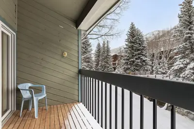 Image de Riverside Condos A102 by AvantStay | Condo Close To Downtown, Town Park