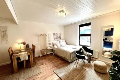 Image de Hygge apartment in a neighborhood with flair - Central