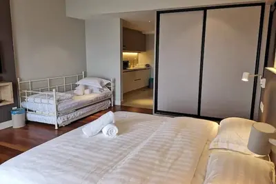 Image de 4Pax Special Promo Family King Suites 双威四人大床房