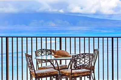 Image de Oceanfront Bliss in West Maui Spacious Modern 2br Condo