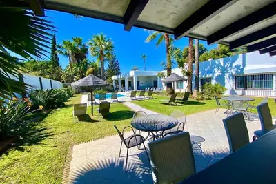10 bedrooms villa with private pool, Sierra Blanca, Close to Beach & Port Banus