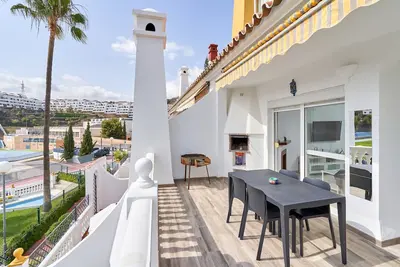 Image de Appartement 'Las Rosas House' avec vue sur la mer, Wi-Fi et climatisation