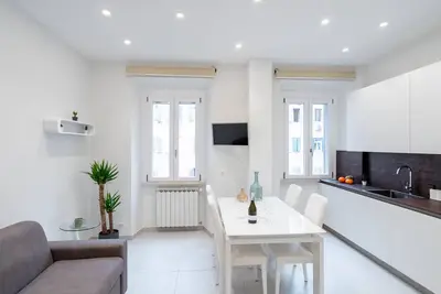 Bright and welcoming apartment a stone's throw from the Colosseum