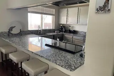 Image de Quiet 3 Bed/2 Bath Home with quick access to I-25