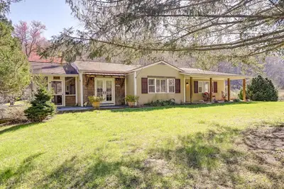 Image de Spacious Family Franklin Vacation Rental w/ Yard
