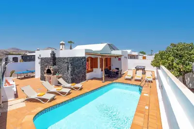 Villa Famara by Villa Plus