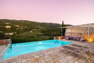 Image de Villa Athina - Deux Chambres Villa, Couchages 4