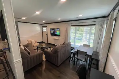 Image de Newly Renovated Atlanta Getaway