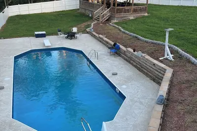 Image de Private Oasis with Pool and Pavillion