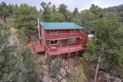 Image de Secluded Rustic Mountain Cabin!