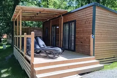 Image de Homeflower Premium 29m² (2 chambres) + Clim + terrasse semi-couverte + Tv + draps + serviettes 4 personnes