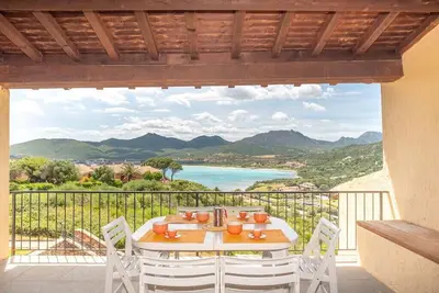 Image de Porto Rortondo Roomy Apartment with Terrace!