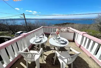Image de Maison de vacances deux chambres dans une ville ensoleillée