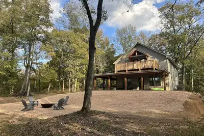 Image de River front house on the Little Missouri 4 min from Lake Greeson! With Hot Tub!