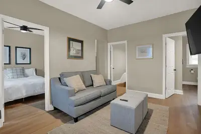 Image de The Kaya Unit 6 · Cozy 2 Bed Downtown-West #6