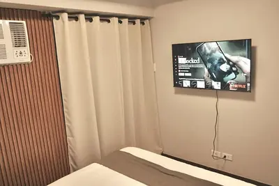1-Bedroom Unit w/ Balcony