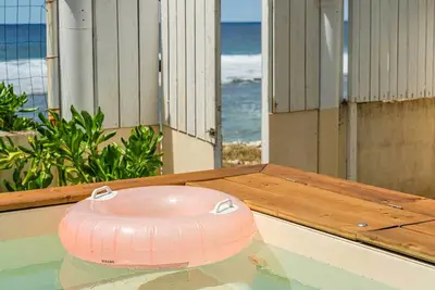 Image de Bungalow bord de mer au motu Temae