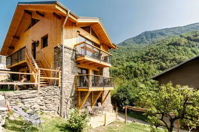 Image de Appartement 'Agréable Chalet 3 Étoiles 3' avec vue montagne, Wi-Fi et climatisation