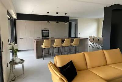 Image de Maison 160 m2, 3 Ch de 16, 18 et 30 m2, Terrasse 40 m2, Garage, Netflix