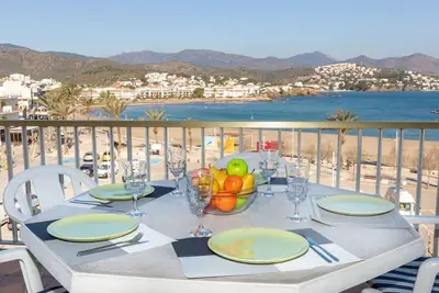 Image de Bel appartement pour 4 personnes avec Tv, terrasse et parking