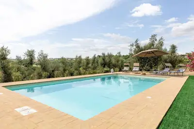 Image de Belle maison de vacances privée avec Wifi, climatisation, piscine privée, Tv, terrasse