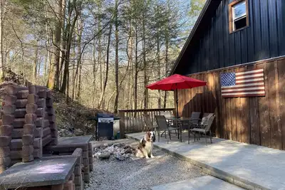 Image de Trailer parking, near Hollerwood, Daniel Boone Backcountry Byway, and Climbing
