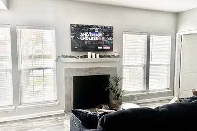 Image de Comfy 1br w/gated patio