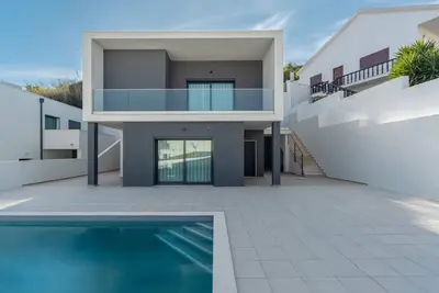 Image de Villa Foz - Maison de vacances avec 3 chambres et piscine privée - Sch072