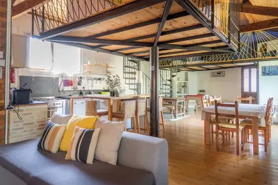 Image de Aura - Apartment for 8 persons in renovated Couvent les Ursulines, Pézenas