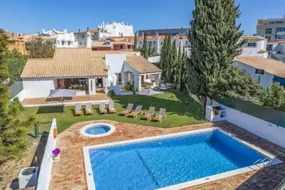 Image de Villa Osborne by Villa Plus