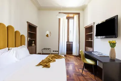 Elégant appartement entièrement rénové n. 2