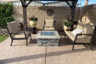 Image de Cozy large home very spacious. Quiet area