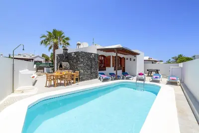 Villa Orzola by Villa Plus