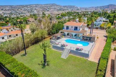 Image de Villa Danae Coral Bay by Villa Plus