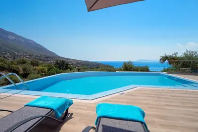 Image de Villa Michou Helios by Villa Plus