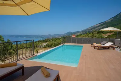 Image de Villa Katoikia Dio by Villa Plus