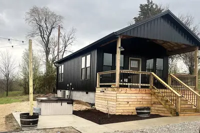 Image de Bourbon Barrel Cottages on Kentucky Bourbon Trail minutes from main distilleries
