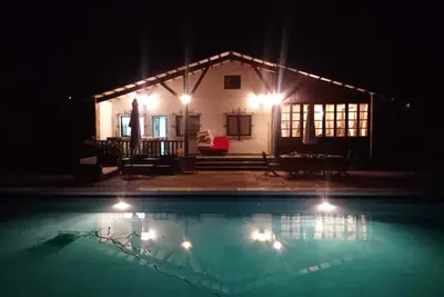 Image de Villa with large garden areas and huge pool 15 minutes from the beaches