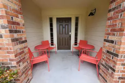 Image de A Home away from Home- King bed-sleeps9