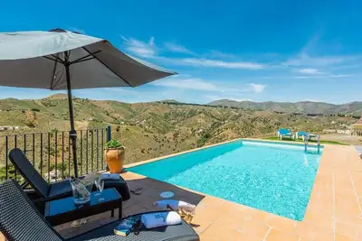 Casa Tortela Almáchar by Ruralidays