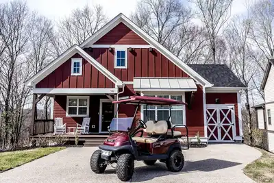 Image de Tennessee Cabin with Hot Tub and Boating Access