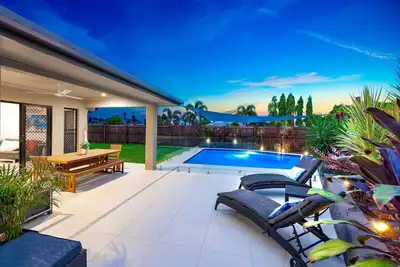 Image de 4br Smithfield Serenity; Pool, Pool Table & Pets