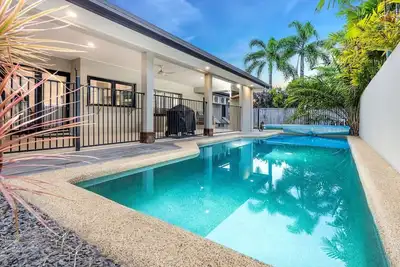 Image de Kewarra Beach King Bed 4br House; Pool, Bbq, Pets