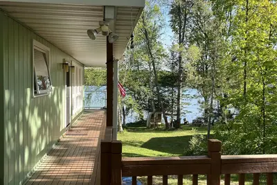 Image de The Mint : Fall Fishing, Fireside Chats & Cozy Blankets