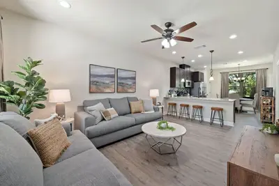 New `Hogan Haven` Golf Course! Lake! Pool! Gym!