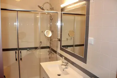 Quiet, Comfortable & Amazing Location