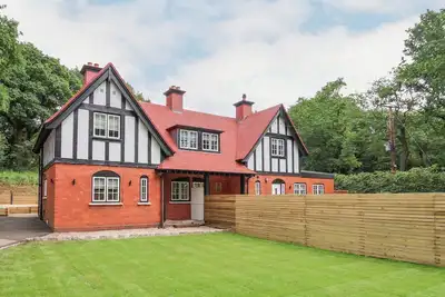 Image de 1 Golf Links Cottages, pet friendly, with a garden in Norley