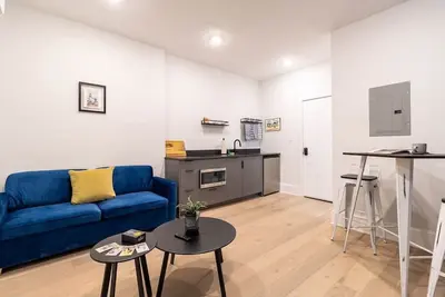 Image de Thena Hotel - Beautiful 1 Bedroom