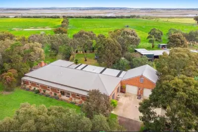 Image de 5 Br ReedyLake Farmstay By Geelong Leopold