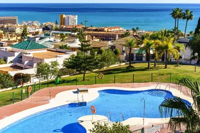 Image de Seaview apt with pool by Costarentals - Ref 188